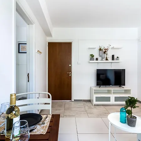 Apartament Mila's 1-br In Larnaca