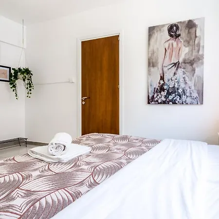 Lägenhet Mila's 1-br In Larnaca